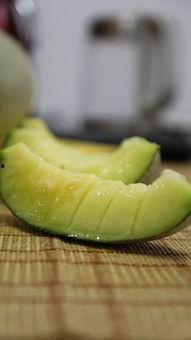 海阳吃网瓜视频,揭秘网络红人美食挑战背后的故事