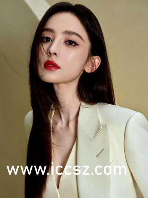 女子吃瓜网红事件真相,揭秘背后真相与争议